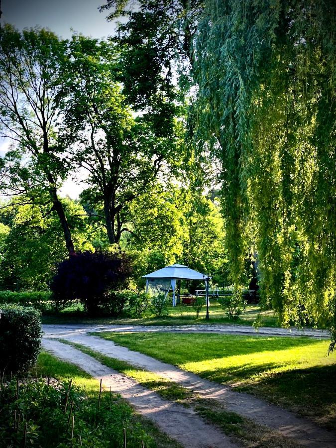 Agroturystyka Hotel Noclegi Palac Camping Wałcz Exterior foto